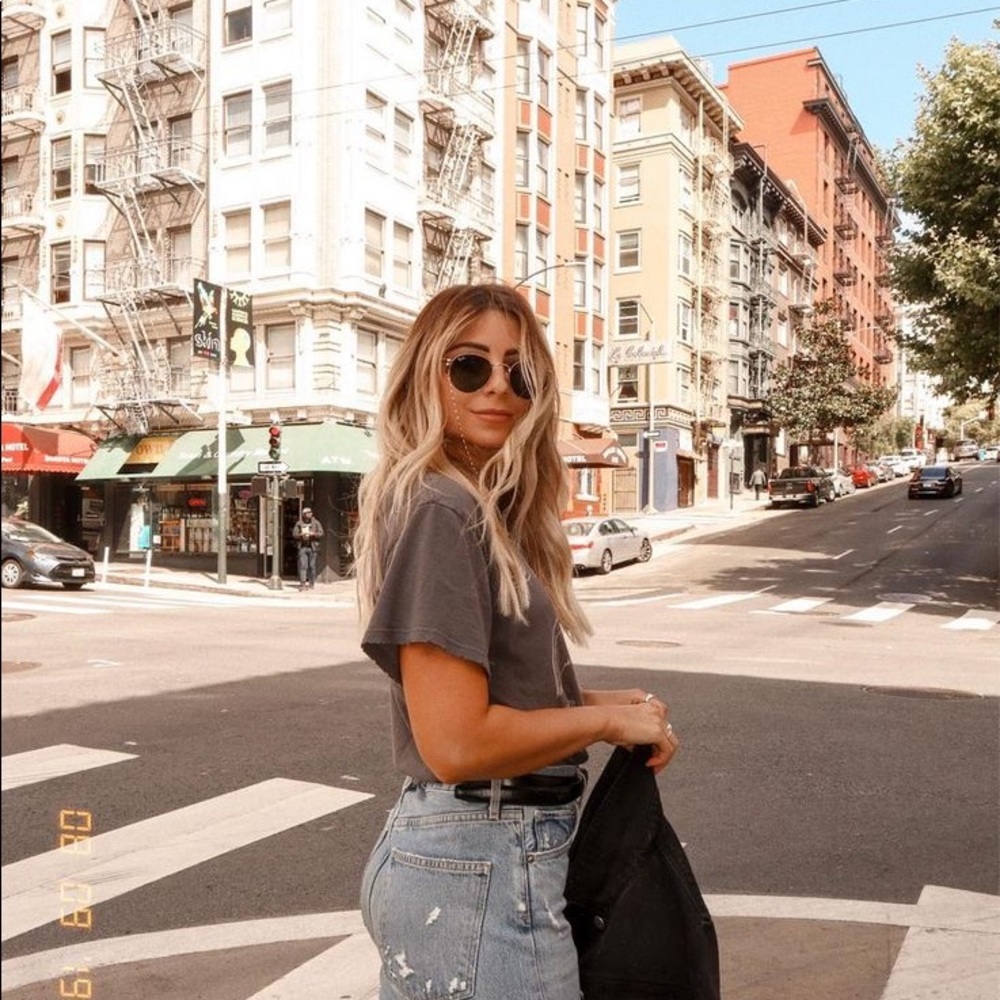 Meet your Posher, Shelly